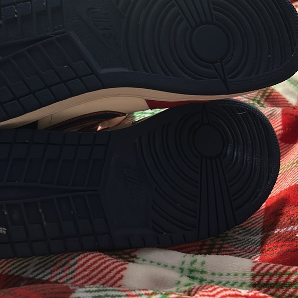 Nike Air Jordan’s - Picture 5 of 6